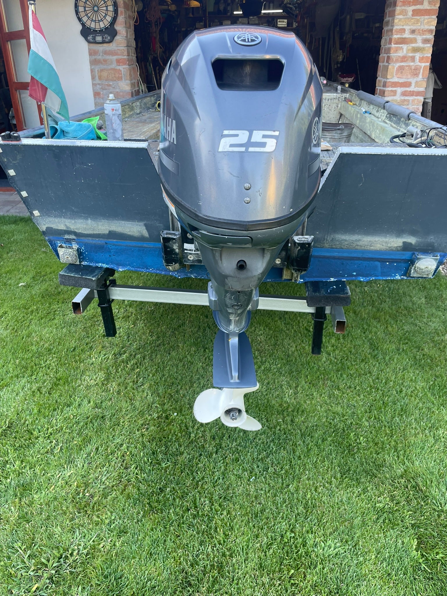 Yamaha F 25 eladó (használt)