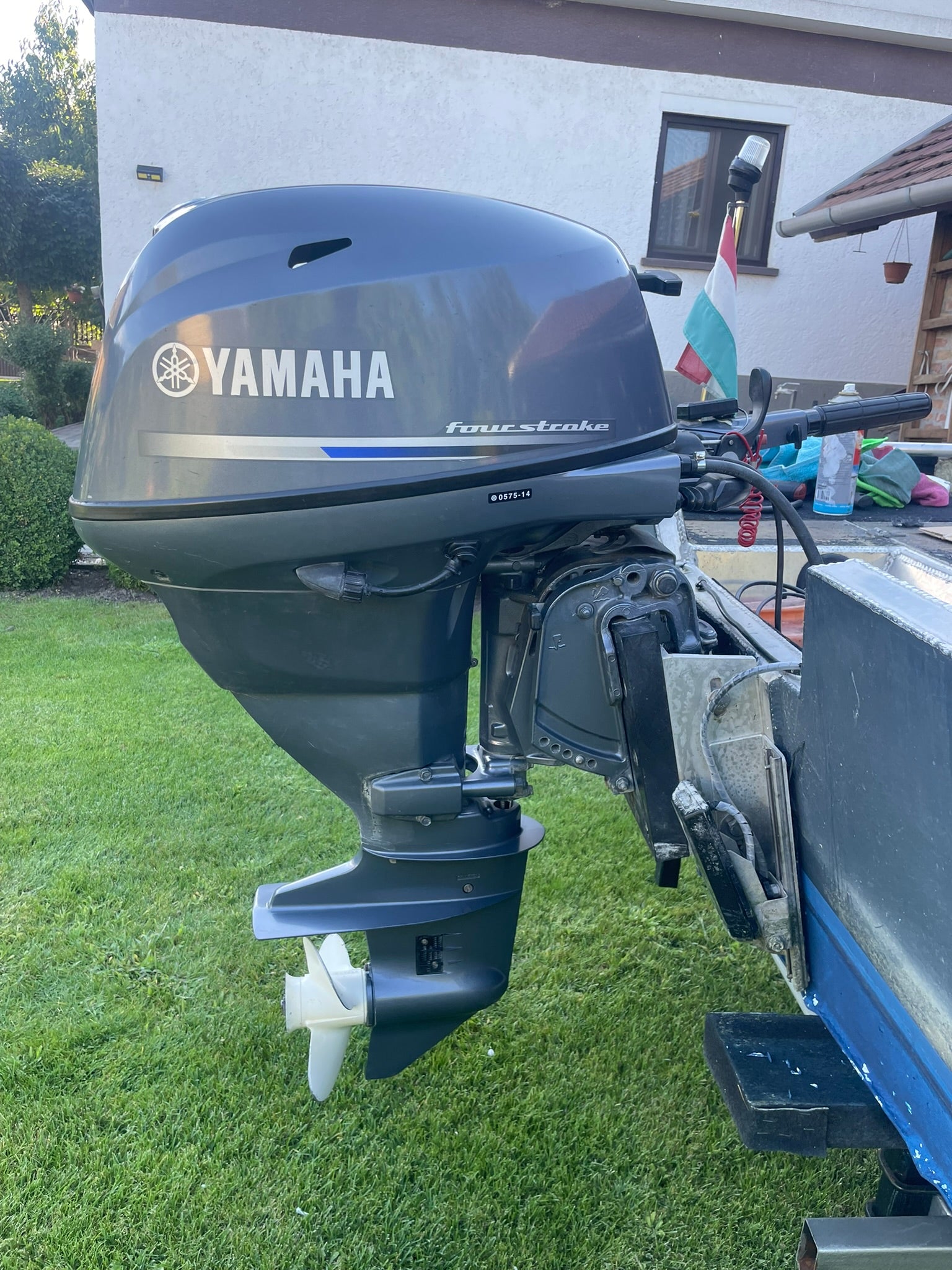 Yamaha F 25 eladó (használt)